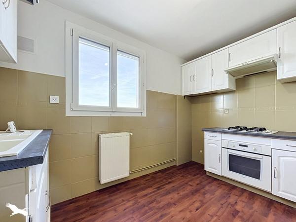 Appartement à vendre 78 105 € Tarbes 4 p 63 m² DPE D