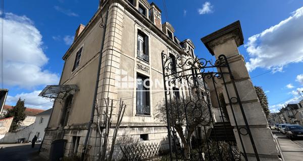 Location Studio 56.92 m² - Montluçon 03100
