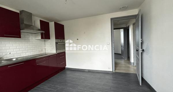 Location Studio 56.92 m² - Montluçon 03100