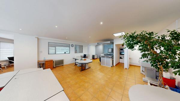 Local commercial 156 m2