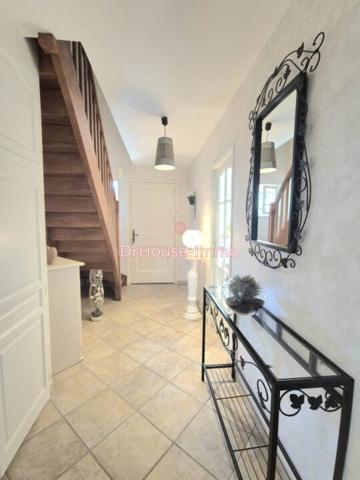 Maison à vendre 6 pièces de 144 m²