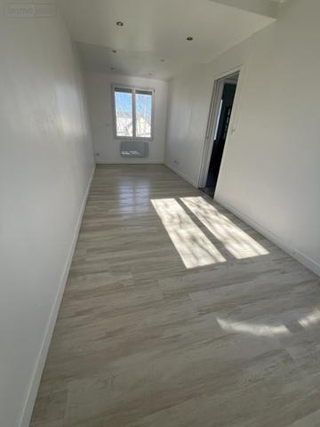 Maison à vendre à Seiches-sur-le-Loir dans le Maine-et-Loire (49140), ref : 49050-557