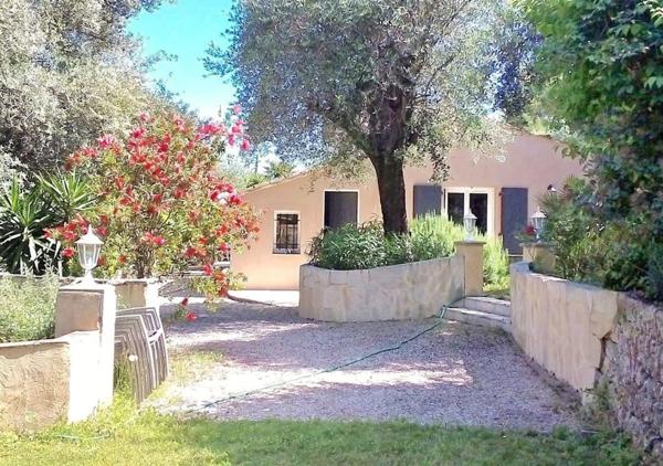 Maison à vendre 5 pièces GRASSE (06)