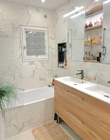 Maison à vendre 5 pièces GRASSE (06)