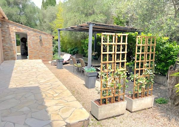 Maison à vendre 5 pièces GRASSE (06)