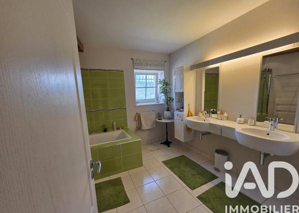 Maison à vendre 5 pièces 163 m² Ambléon