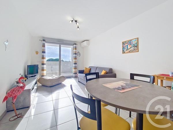 Appartement F2 à vendre  2 pièces - 42,96 m2 AIGUES MORTES - 30