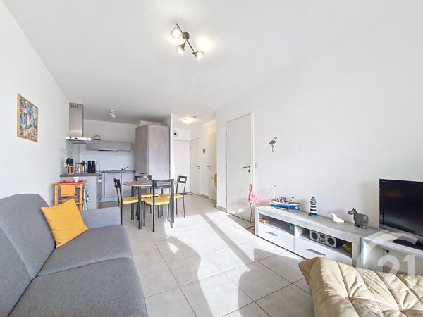 Appartement F2 à vendre  2 pièces - 42,96 m2 AIGUES MORTES - 30