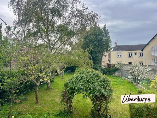 Maison caractère années 30 avec grand jardin Caen centre Rive droite  
