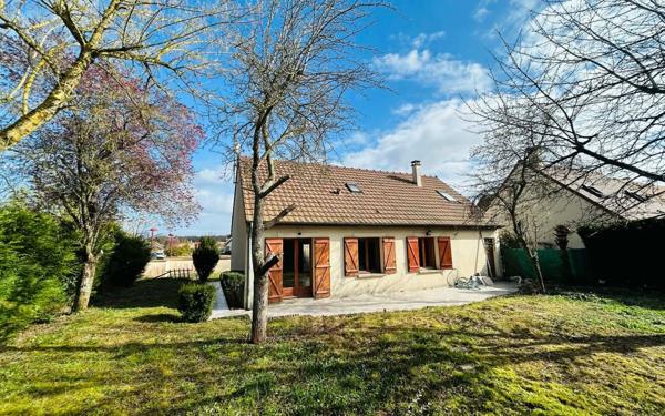 Maison à vendre    5 pièces • 96 m2 Trilport