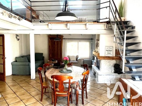 Maison à vendre 8 pièces 178 m² Saint-Ferréol-d'Auroure