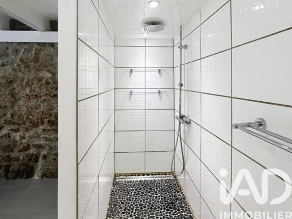 Maison à vendre 8 pièces 178 m² Saint-Ferréol-d'Auroure
