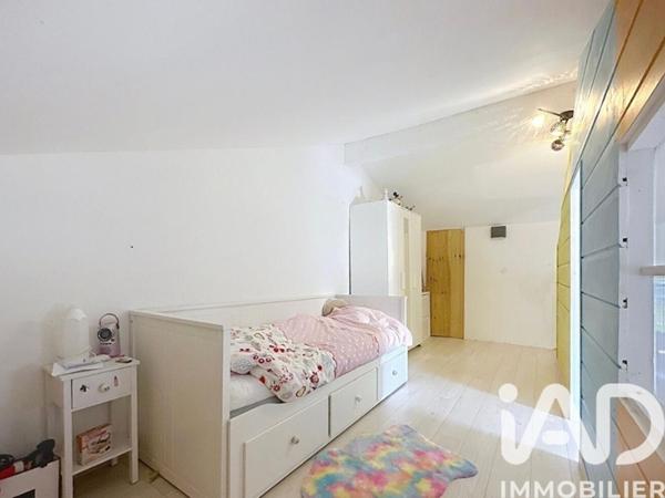 Maison à vendre 8 pièces 178 m² Saint-Ferréol-d'Auroure