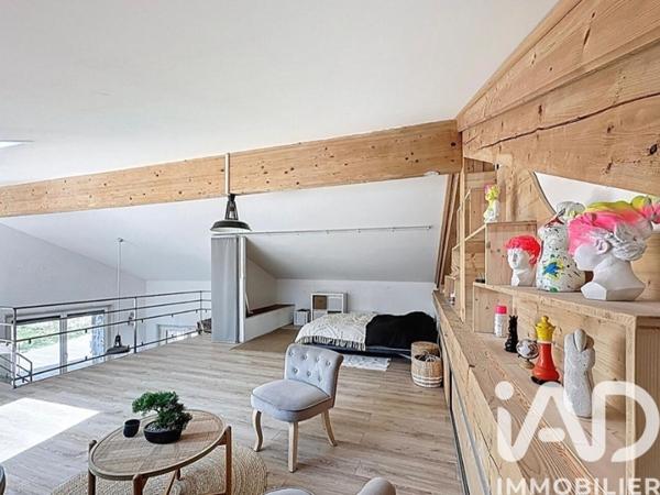 Maison à vendre 8 pièces 178 m² Saint-Ferréol-d'Auroure