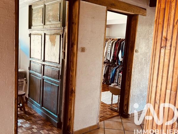 Maison à vendre 8 pièces 178 m² Saint-Ferréol-d'Auroure