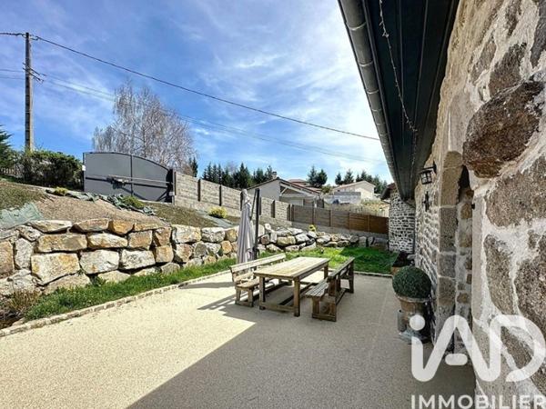 Maison à vendre 8 pièces 178 m² Saint-Ferréol-d'Auroure