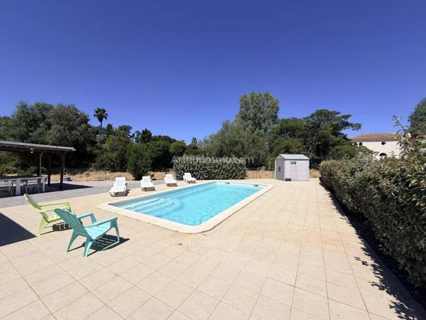 Vente                                                      Villa
                        
                     5 pièces                      111 m2                     à Calenzana