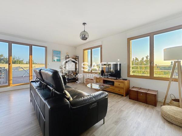 Appartement de 100 m2 avec terrasse de 49 m2 sans vis-à-vis