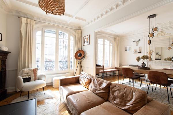 LAMARCK-CAULAINCOURT €945 000 ** - Référence 6813-NG