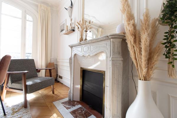 LAMARCK-CAULAINCOURT €945 000 ** - Référence 6813-NG