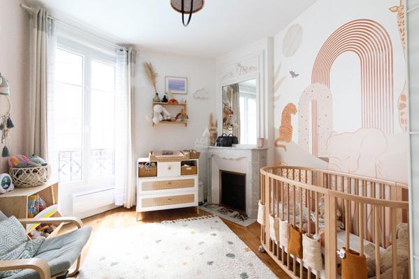 LAMARCK-CAULAINCOURT €945 000 ** - Référence 6813-NG