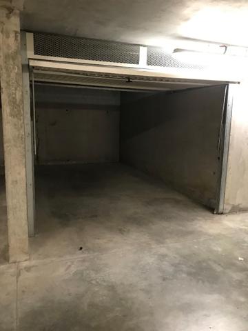 BORDEAUX- CAUDERAN Parking / box