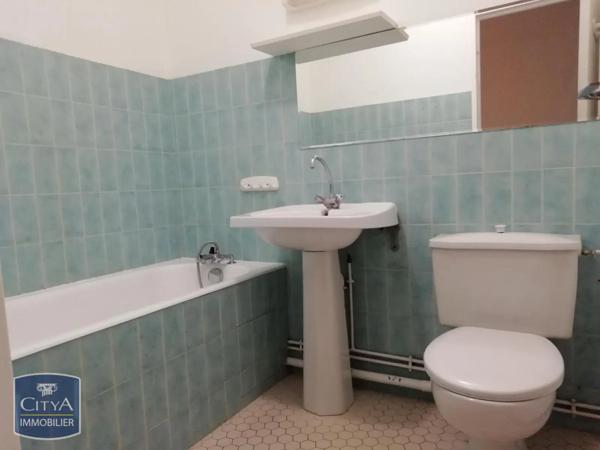 Appartement à louer 1 pièce 33.22m²