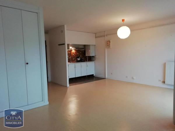 Appartement à louer 1 pièce 33.22m²