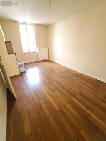 Location - Maison Prunay-Cassereau 41310 3 pièces 54 m 2 575 m 2