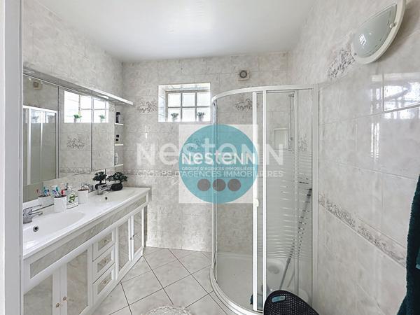 Maison 6 pièces à vendre - 150 m² sur terrain de 942 m²