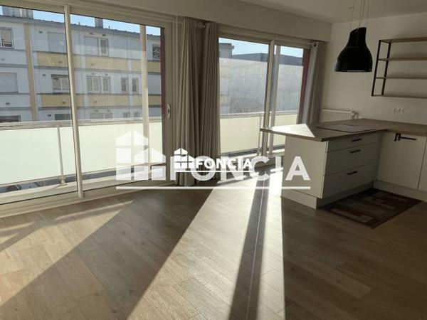 Location Appartement 3 pièces 63.8 m² - 10 B BOULEVARD LECLERC Lorient 56100