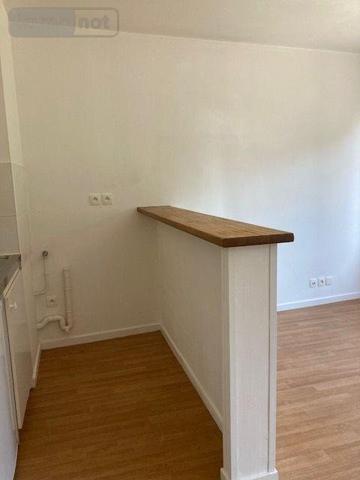 Appartement à louer à Montfort-sur-Meu en Ille-et-Vilaine (35160), ref : 050/121