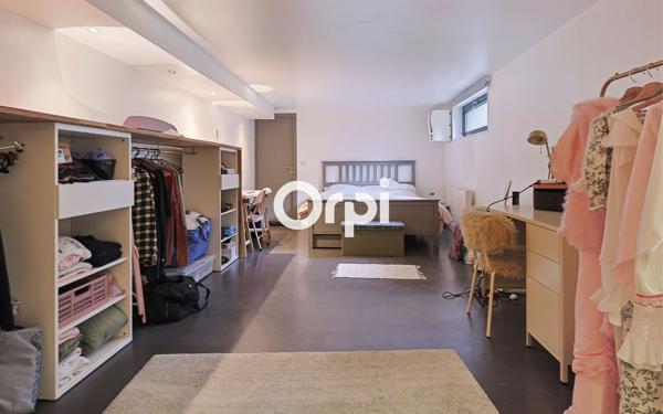 Appartement à vendre    2 pièces • 78 m2 Tourcoing