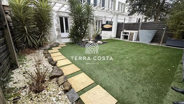 Charme des années 30 - art de vivre en rez-de-jardin