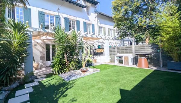 Charme des années 30 - art de vivre en rez-de-jardin
