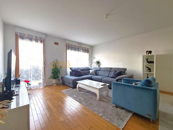 Vente Appartement76,5 m² - 3 Pièces - SAINT GERMAIN EN LAYE (78100)
