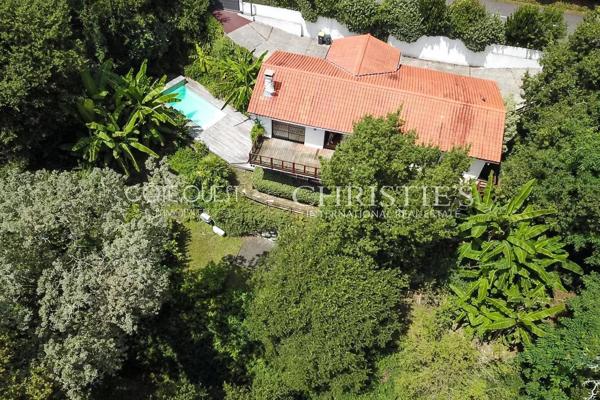 À vendre Ciboure - Villa de 200 m² avec piscine