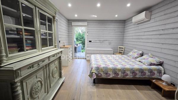 Maison d'architecte d'exception de 230m² à vendre sur LEOGNAN (33)