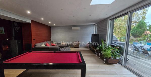 Maison d'architecte d'exception de 230m² à vendre sur LEOGNAN (33)