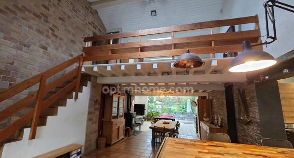 Maison d'architecte d'exception de 230m² à vendre sur LEOGNAN (33)