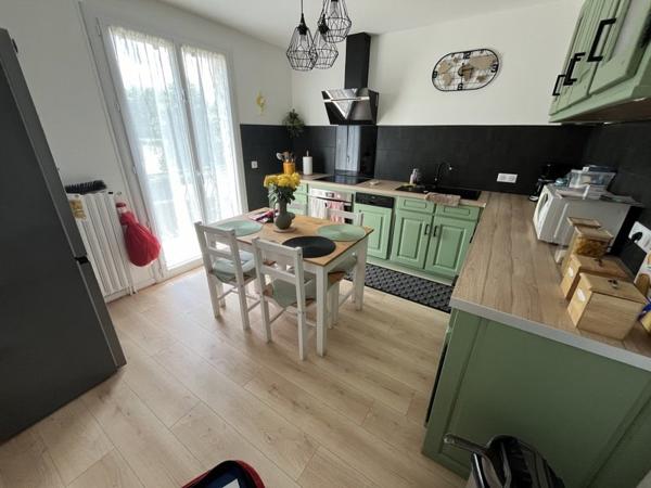 Maison à vendre 239 600 € Saint-Yrieix-la-Perche 6 p 131 m² DPE C