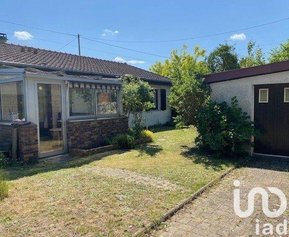 Maison 4 pièces de 100 m² à Gargenville (78440)