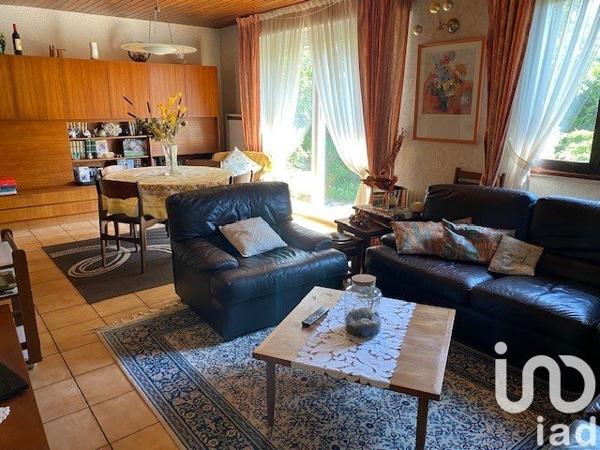 Maison 4 pièces de 100 m² à Gargenville (78440)