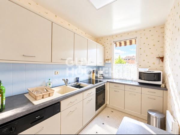 Quartier recherché !! Belle Résidence de standing ! Appartement Duplex 5 pièces à vendre à Compiègne - Réf. C2425
