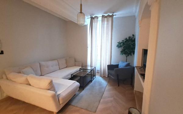 Appartement à louer    2 pièces • 46,33 m2 Fontainebleau