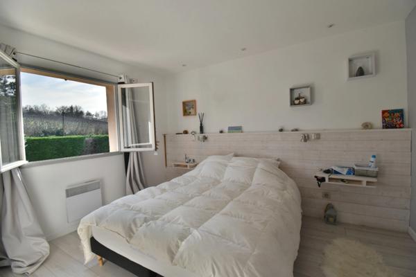 Chasselay village prisé - Maison de 155 m² - Piscine chauffée