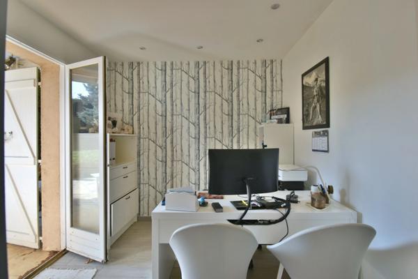 Chasselay village prisé - Maison de 155 m² - Piscine chauffée