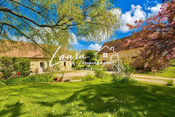 Ensemble immobilier composé de trois habitations indépendantes