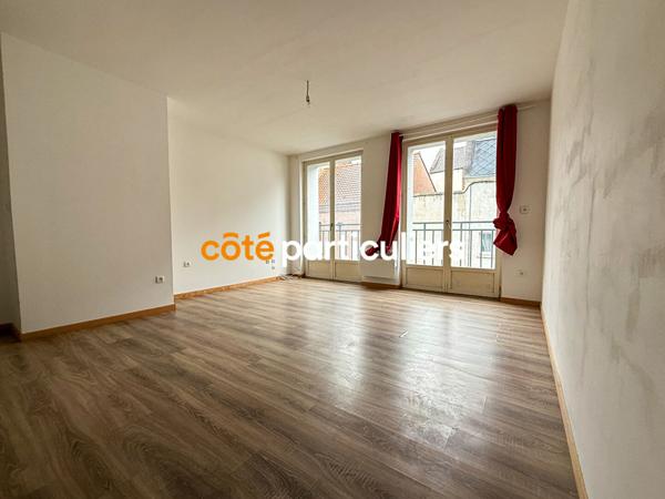 Vente Immeuble323,7 m² - 10 Pièces - HESDIN (62140)