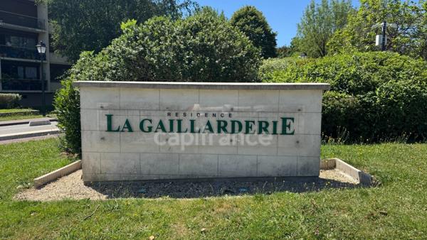 Appartement à louer 5 pièces NOISY LE ROI (78)